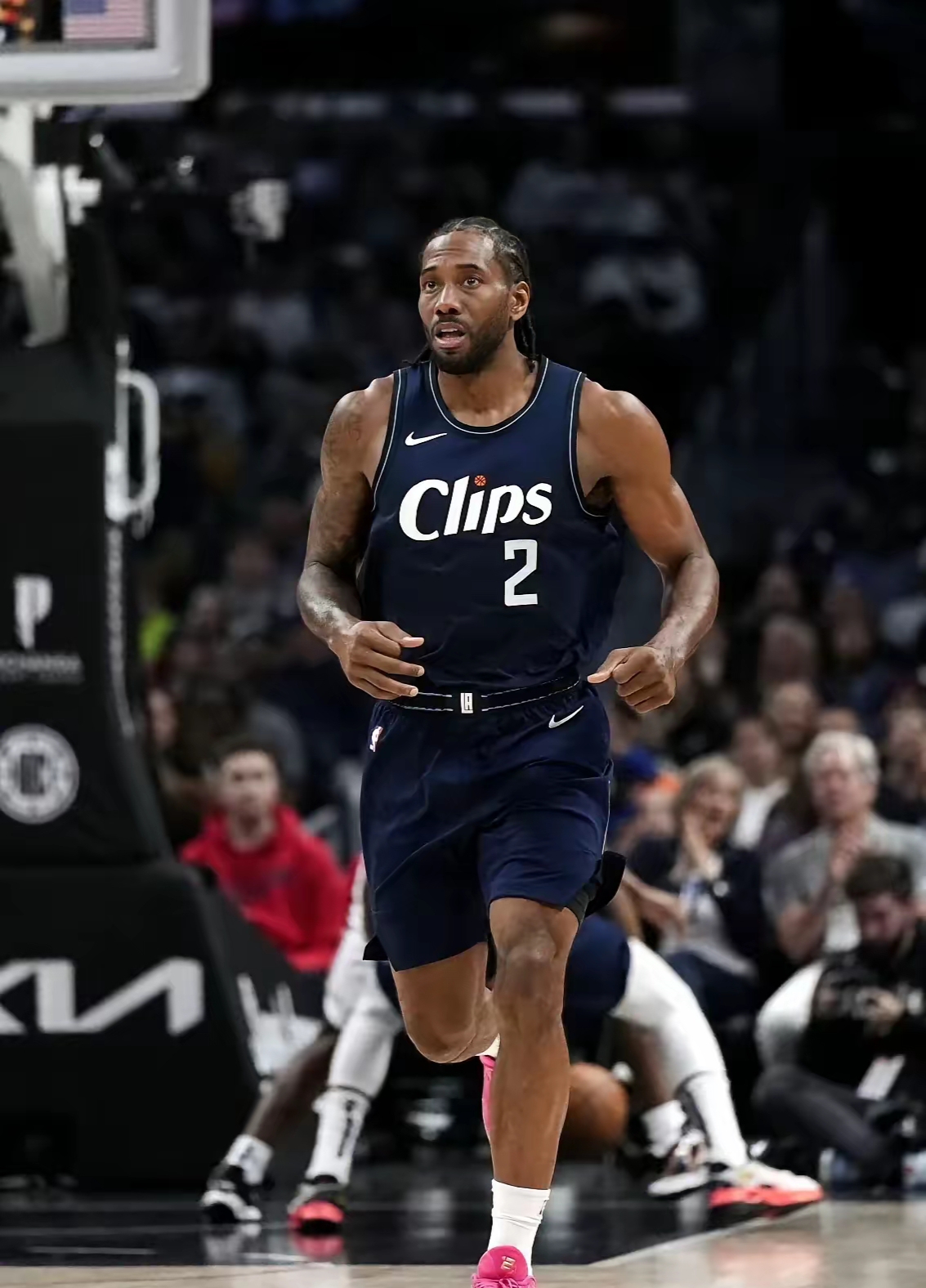 美貌与智慧并重的“意中人”，为何换了一副面孔？