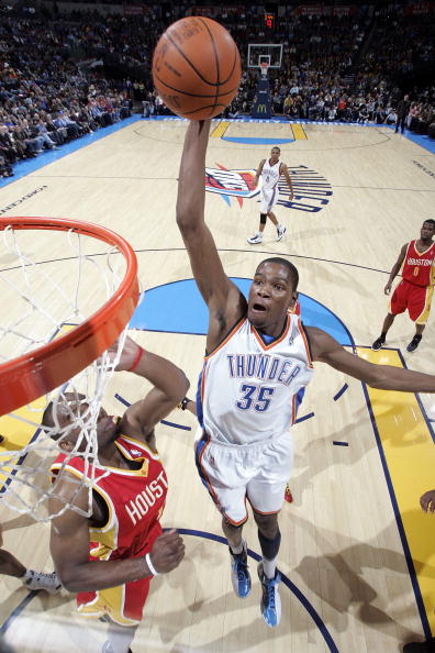 CBA：广东男篮客场力克辽宁