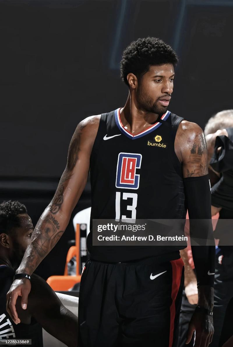 赣江观澜：一只羽毛球如何“托起”赣北小城特色体育品牌？