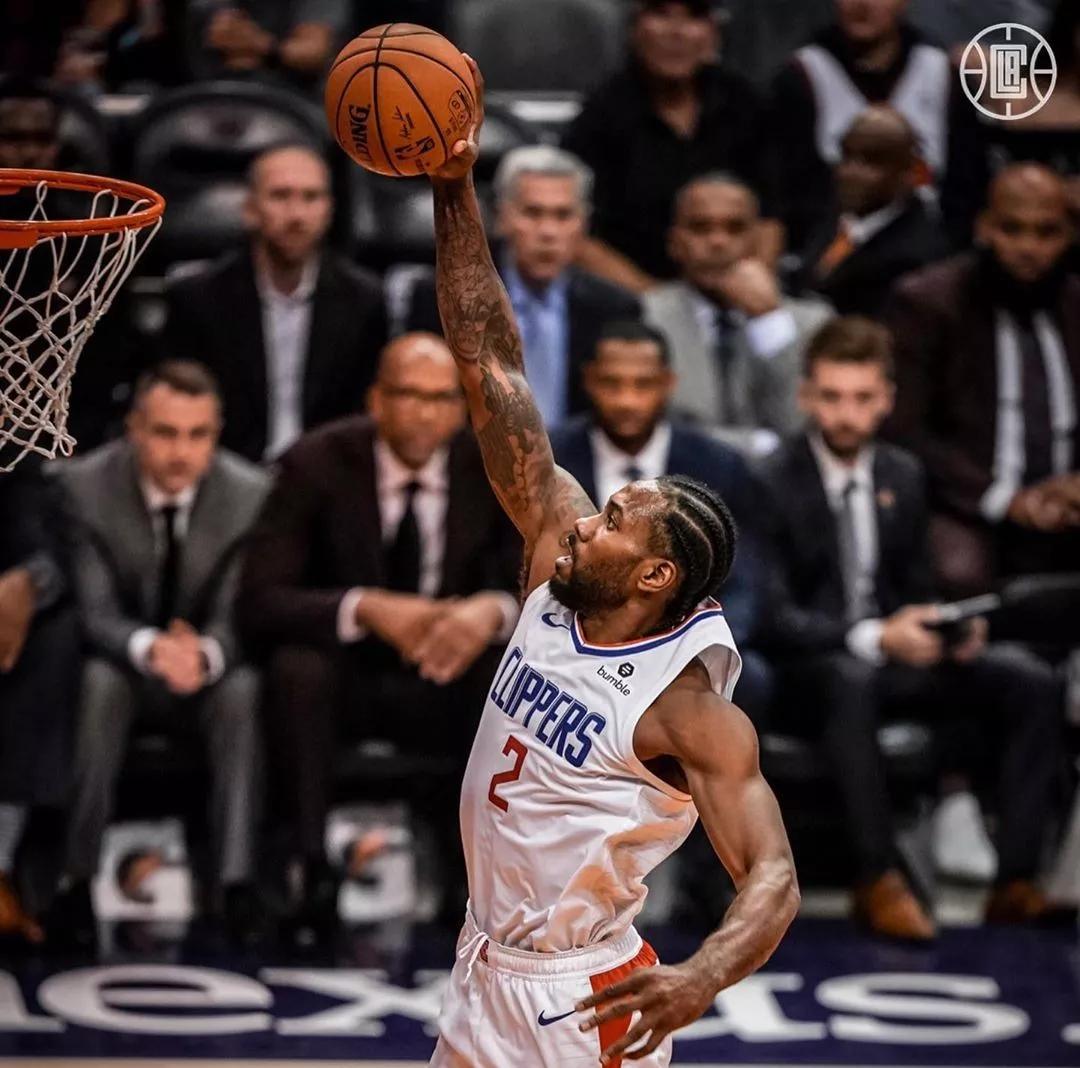 Shams：安东尼·戴维斯计划在今天对阵湖人的比赛中复出