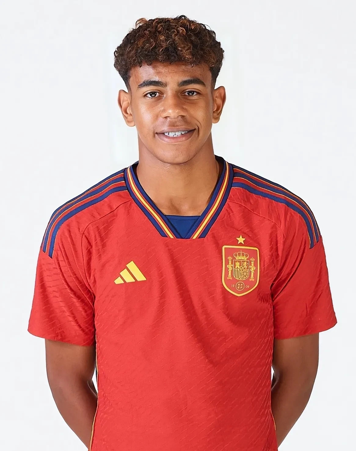 解析亚特兰大勇士队如何通过长期低价锁定核心球员实现建队稳定