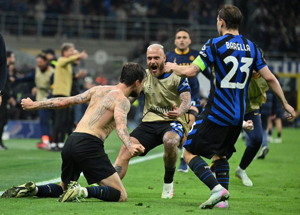 国足徘徊在高调与低调之间 在澳身上拿分是唯一目标